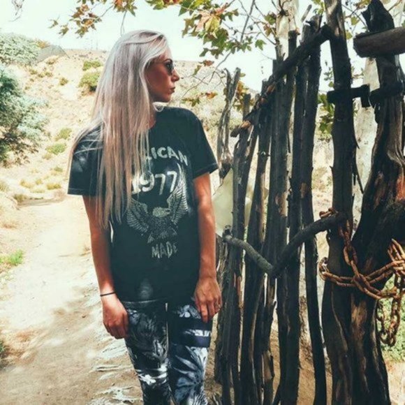 Black American made 1977 eagle Graphic Tee - Picture 3 of 5